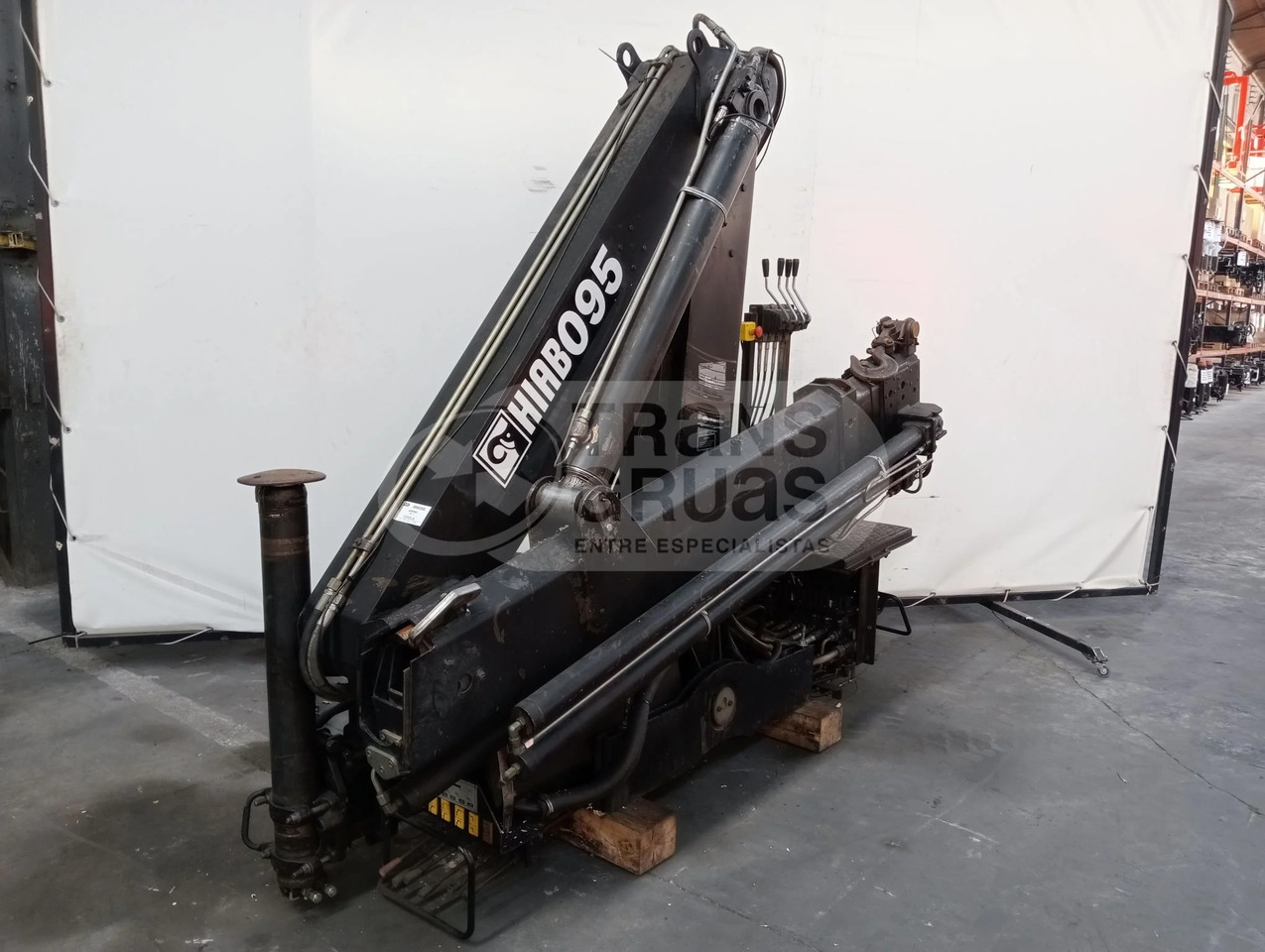 Grúa hidráulica Hiab 095-3 - Кран за натоварување: слика 5 Grúa hidráulica Hiab 095-3 - Кран за натоварување: слика 5