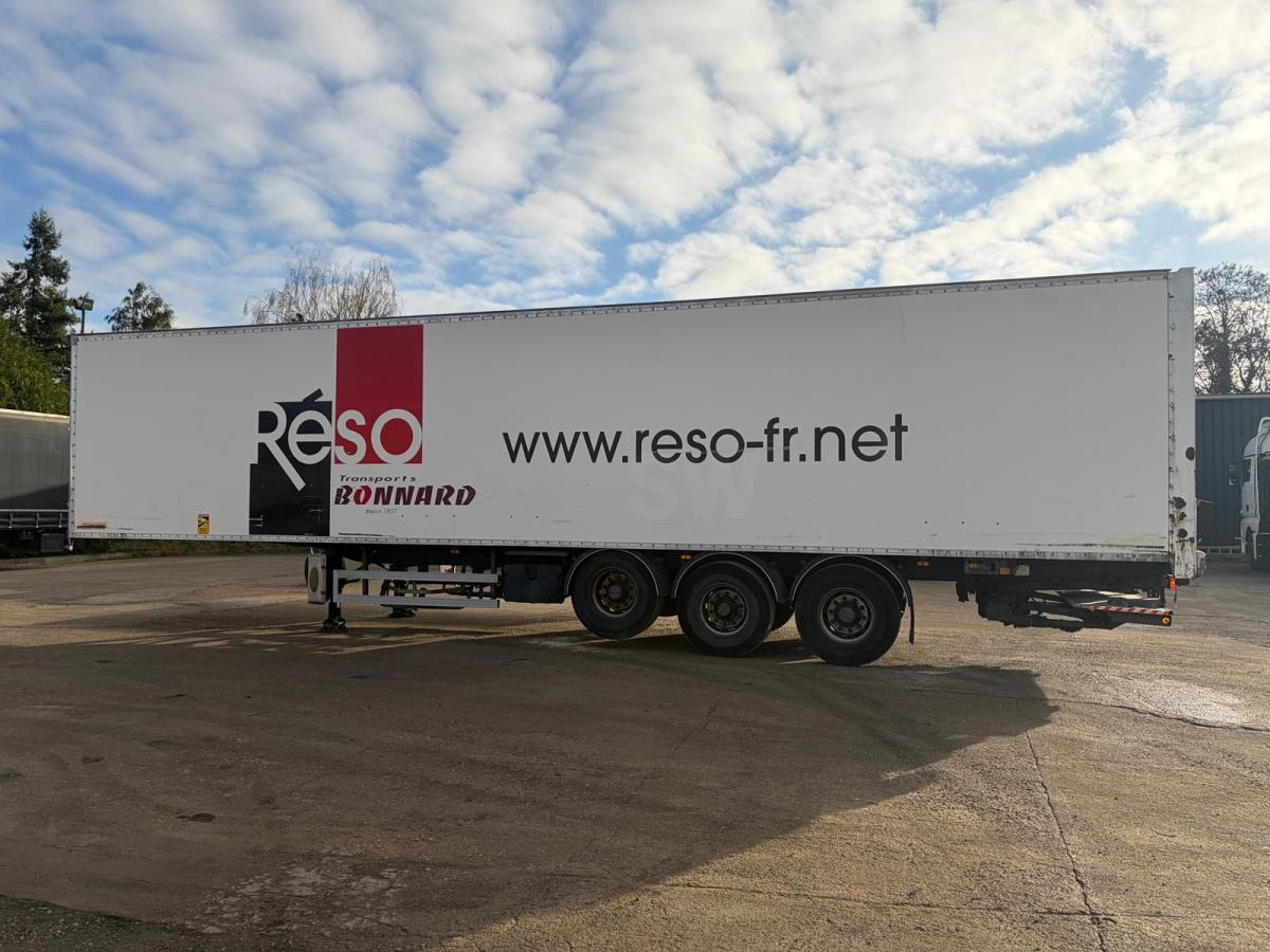 Fruehauf - Полуприколка сандучар: слика 4 Fruehauf - Полуприколка сандучар: слика 4