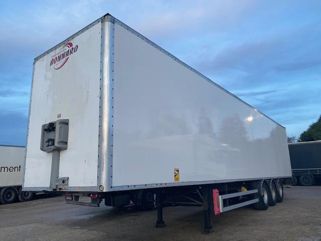 Fruehauf - Полуприколка сандучар: слика 1 Fruehauf - Полуприколка сандучар: слика 1