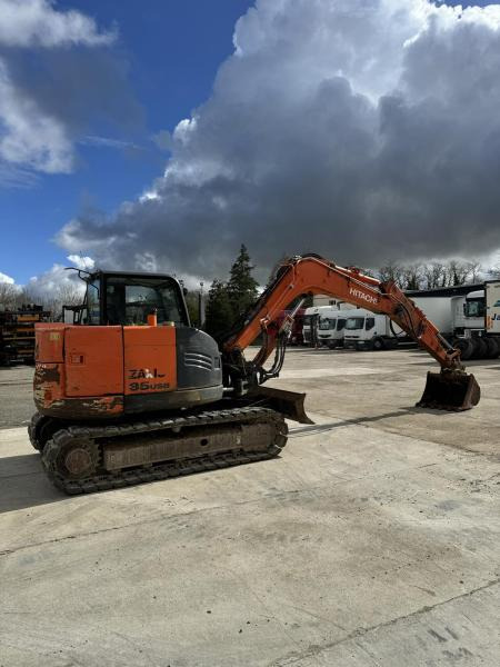 Hitachi ZX85USB-5A - Багер гасеничар: слика 2 Hitachi ZX85USB-5A - Багер гасеничар: слика 2