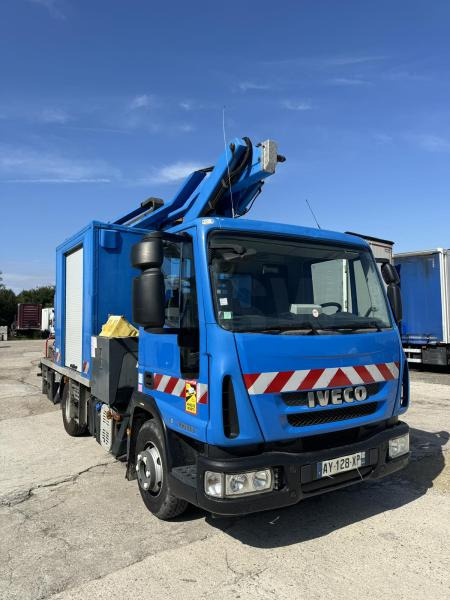Iveco Eurocargo 100E18 - Камион со подигачка кошница: слика 1 Iveco Eurocargo 100E18 - Камион со подигачка кошница: слика 1