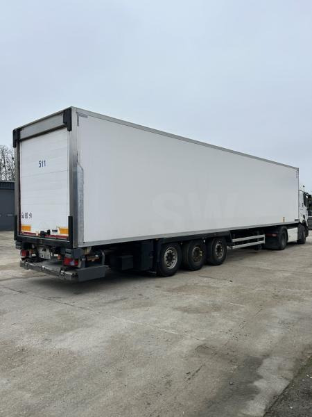 Полуприколка ладилник Lamberet: слика 1