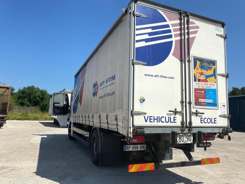 MAN TGX 18.360 - Камион со церада: слика 3 MAN TGX 18.360 - Камион со церада: слика 3