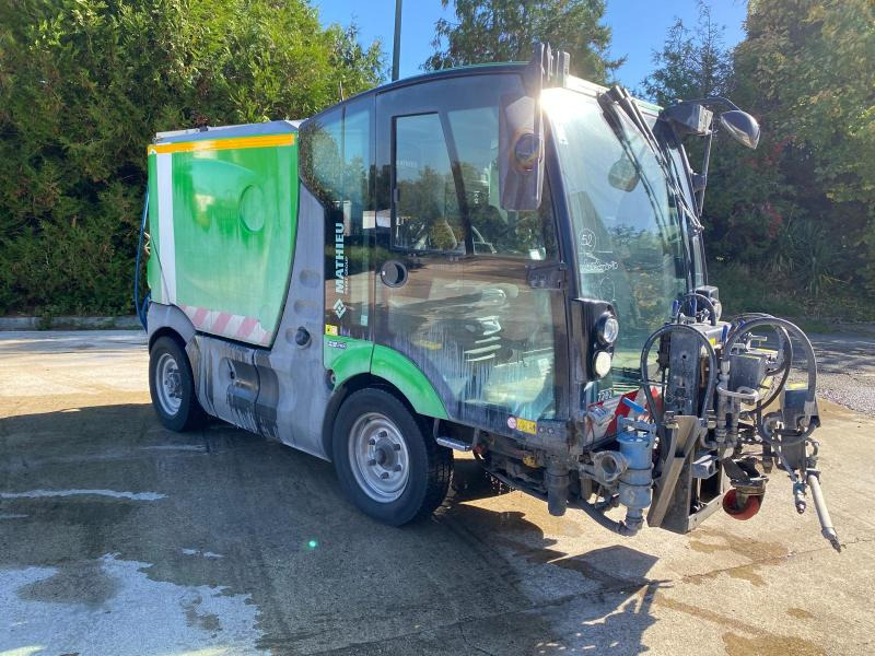 Mathieu Azura MC210 - Возило за метење: слика 4 Mathieu Azura MC210 - Возило за метење: слика 4