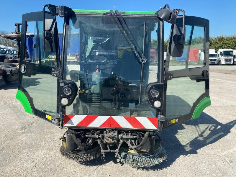 Mathieu Azura MC210 - Возило за метење: слика 5 Mathieu Azura MC210 - Возило за метење: слика 5