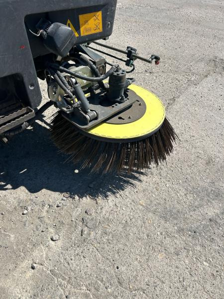Schmidt Clingo 500 Compact 400 - Возило за метење: слика 4 Schmidt Clingo 500 Compact 400 - Возило за метење: слика 4