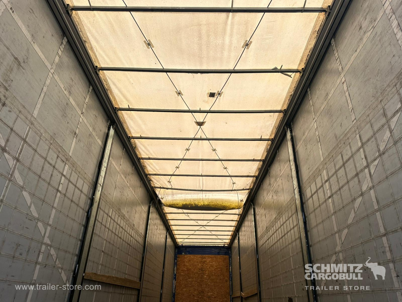 FRUEHAUF Curtainsider Standard - Полуприколка со церада: слика 5 FRUEHAUF Curtainsider Standard - Полуприколка со церада: слика 5