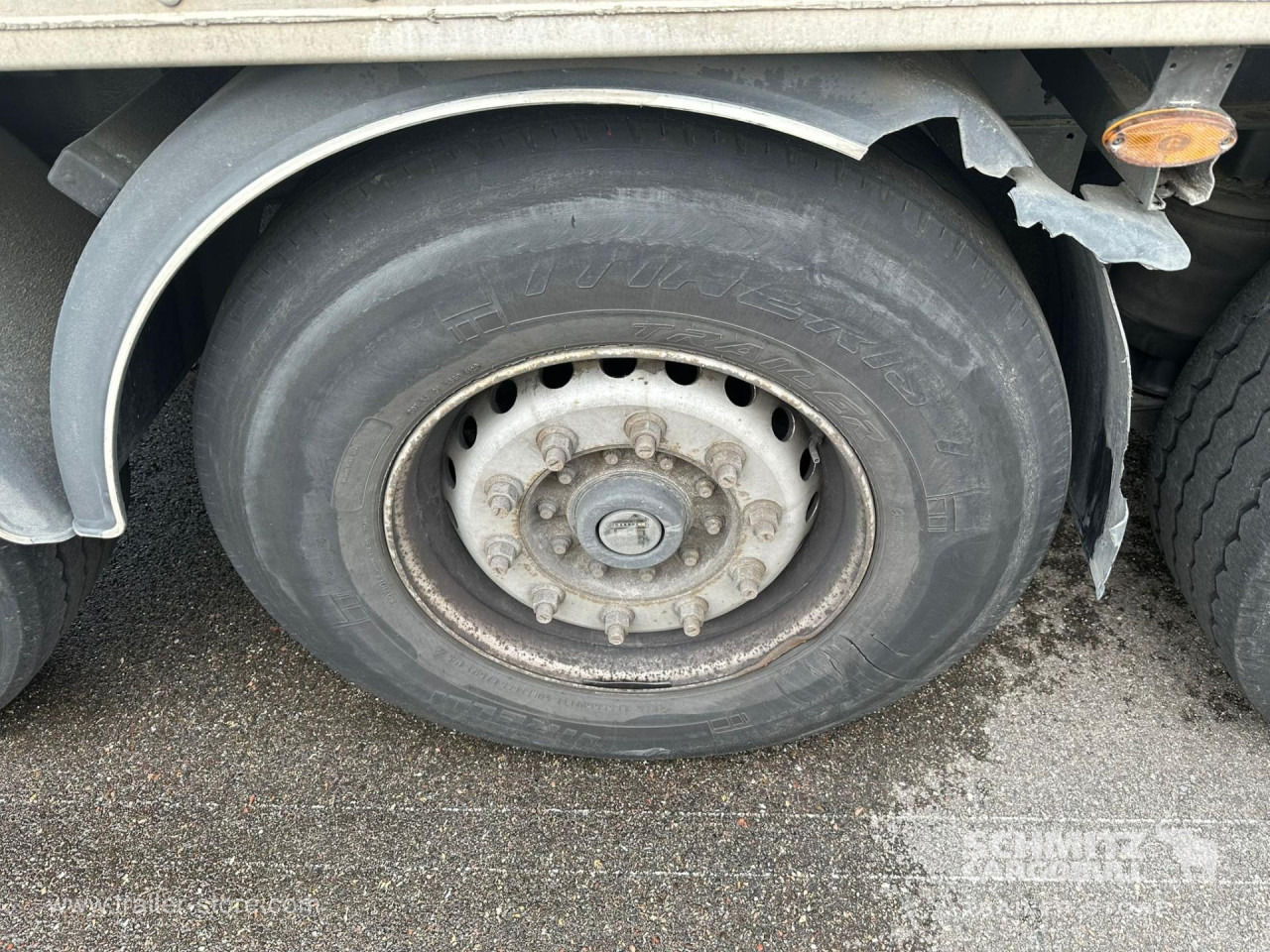 FRUEHAUF Dryfreight Standard - Полуприколка сандучар: слика 3 FRUEHAUF Dryfreight Standard - Полуприколка сандучар: слика 3