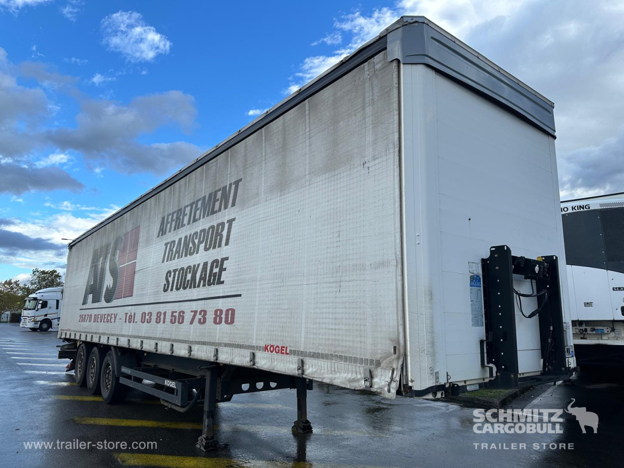 KOEGEL Curtainsider Standard - Полуприколка со церада: слика 1 KOEGEL Curtainsider Standard - Полуприколка со церада: слика 1