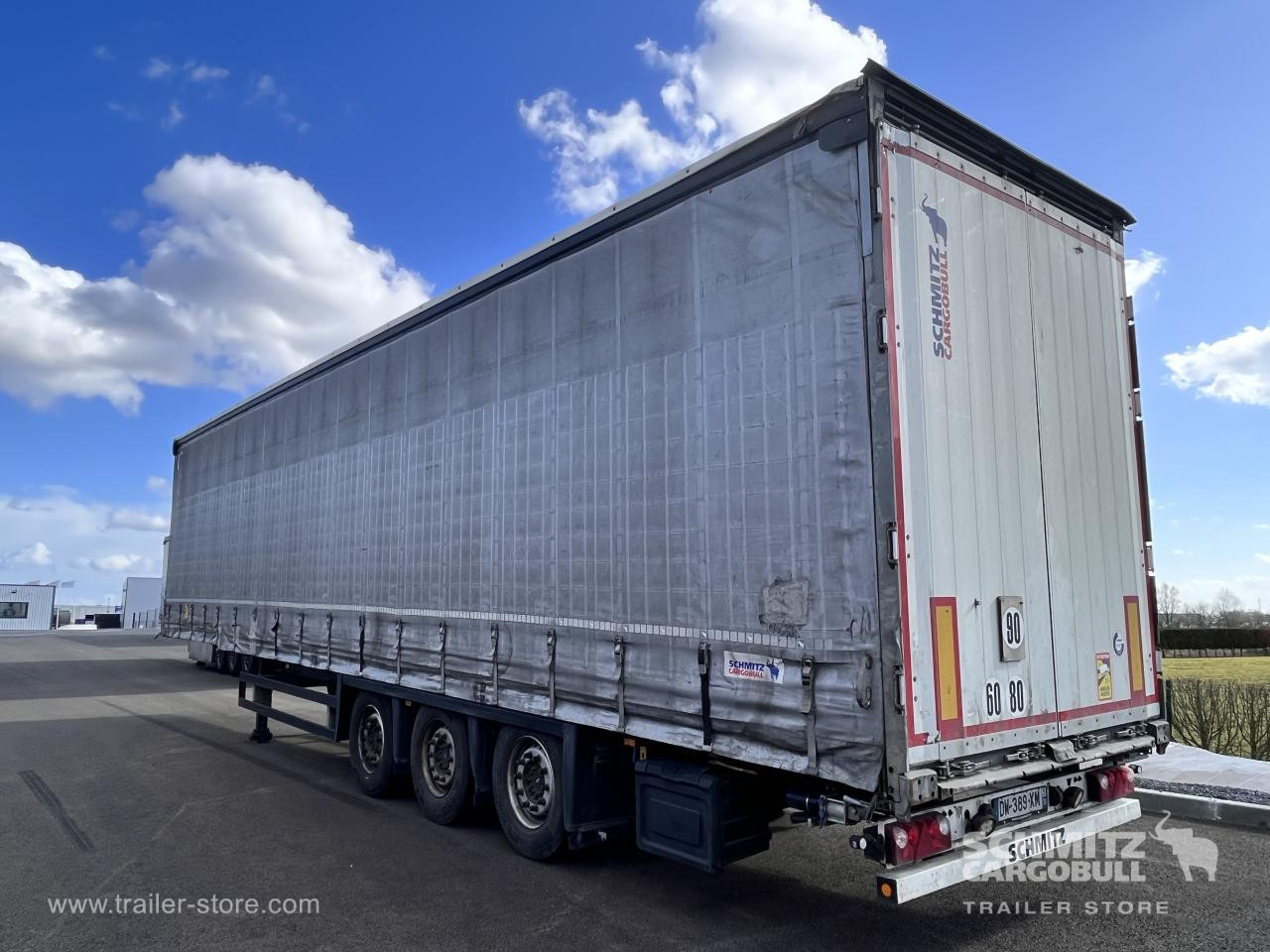 SCHMITZ Curtainsider Mega - Полуприколка со церада: слика 2 SCHMITZ Curtainsider Mega - Полуприколка со церада: слика 2