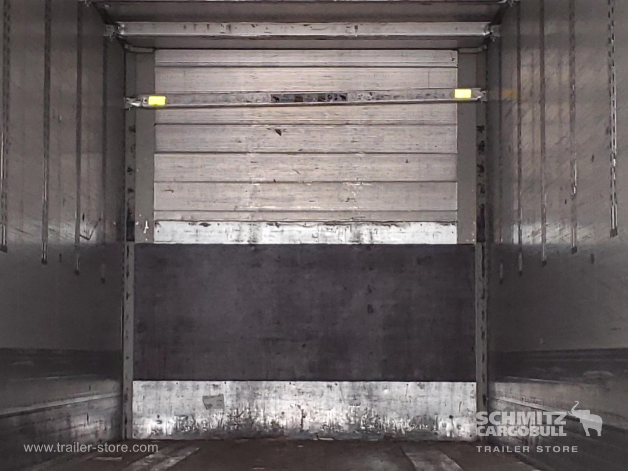 SCHMITZ Dryfreight Standard - Полуприколка сандучар: слика 5 SCHMITZ Dryfreight Standard - Полуприколка сандучар: слика 5