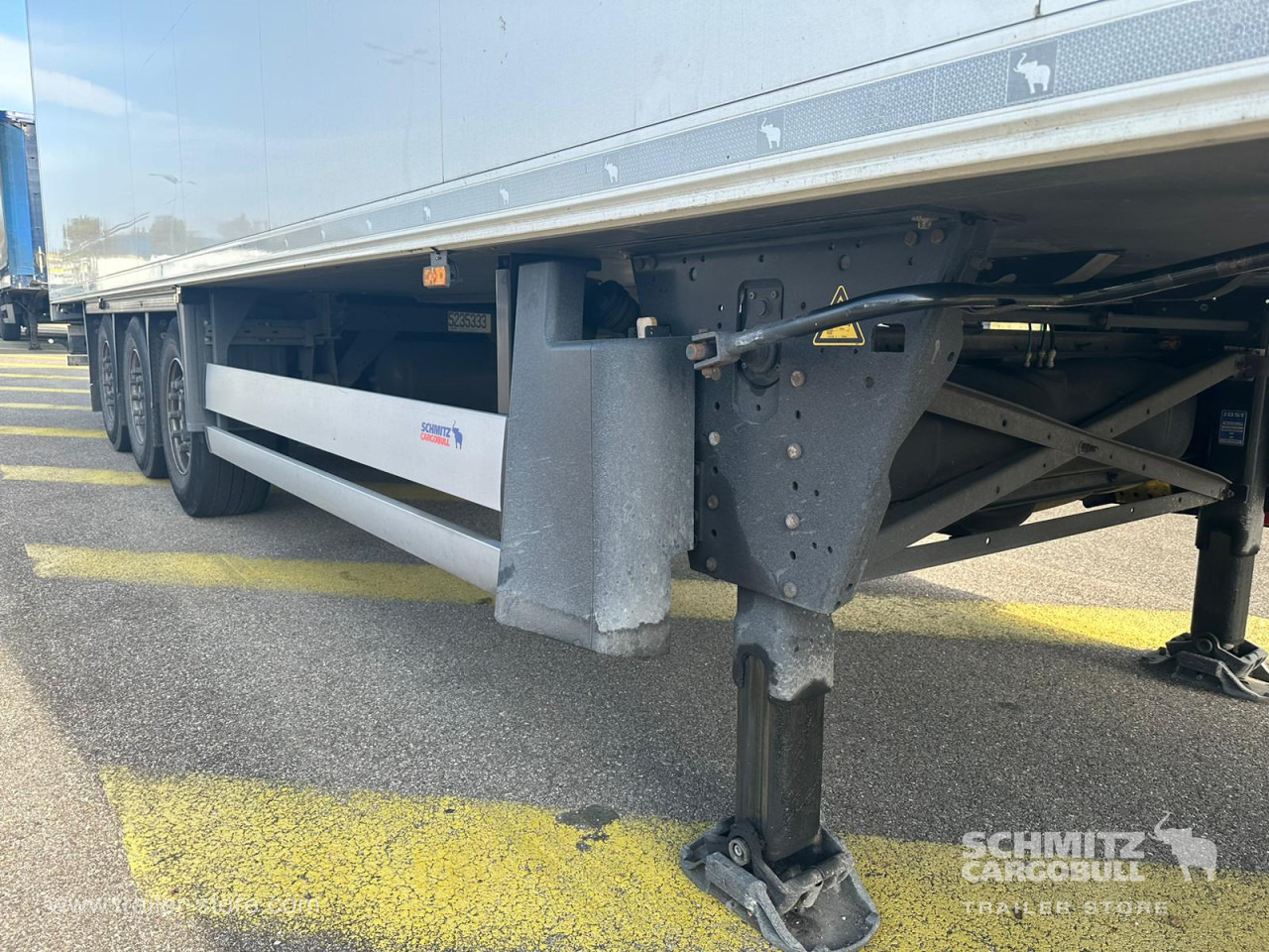 SCHMITZ Reefer Standard - Изотермална полуприколка: слика 3 SCHMITZ Reefer Standard - Изотермална полуприколка: слика 3