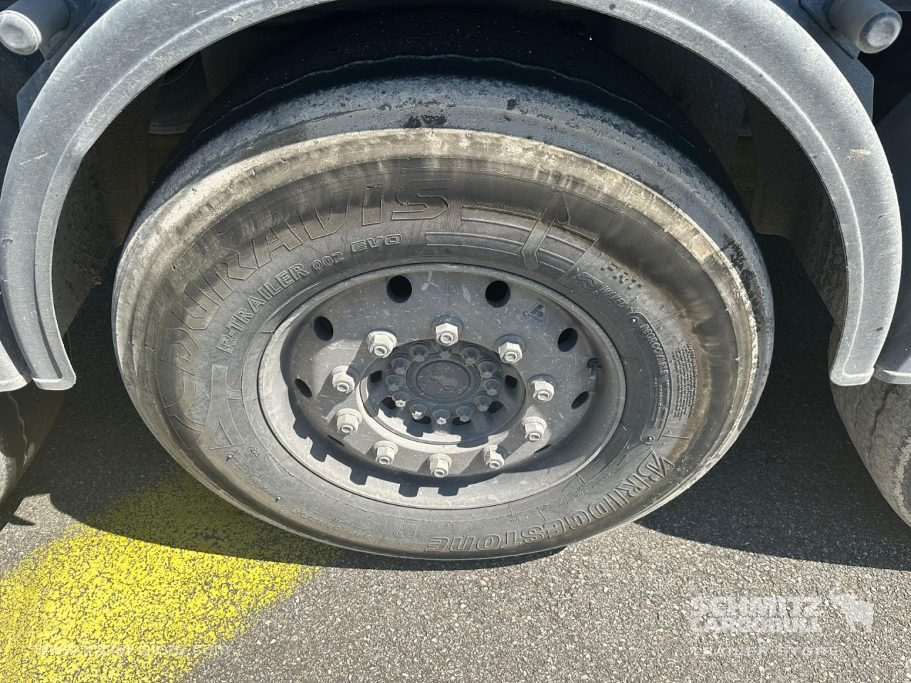 SCHMITZ Tipper Alu-square sided body 27m³ - Кипер полуприколка: слика 3 SCHMITZ Tipper Alu-square sided body 27m³ - Кипер полуприколка: слика 3