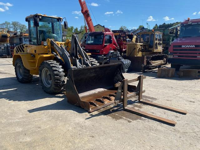 Volvo L 40 TP - Натоварувач на тркала: слика 2 Volvo L 40 TP - Натоварувач на тркала: слика 2