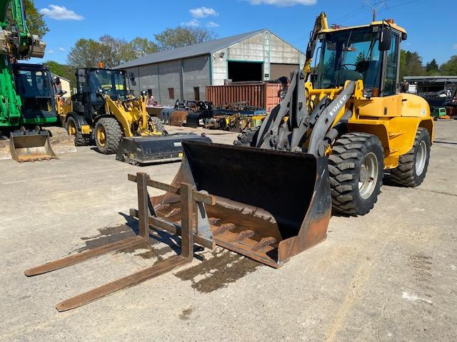 Volvo L 40 TP - Натоварувач на тркала: слика 1 Volvo L 40 TP - Натоварувач на тркала: слика 1
