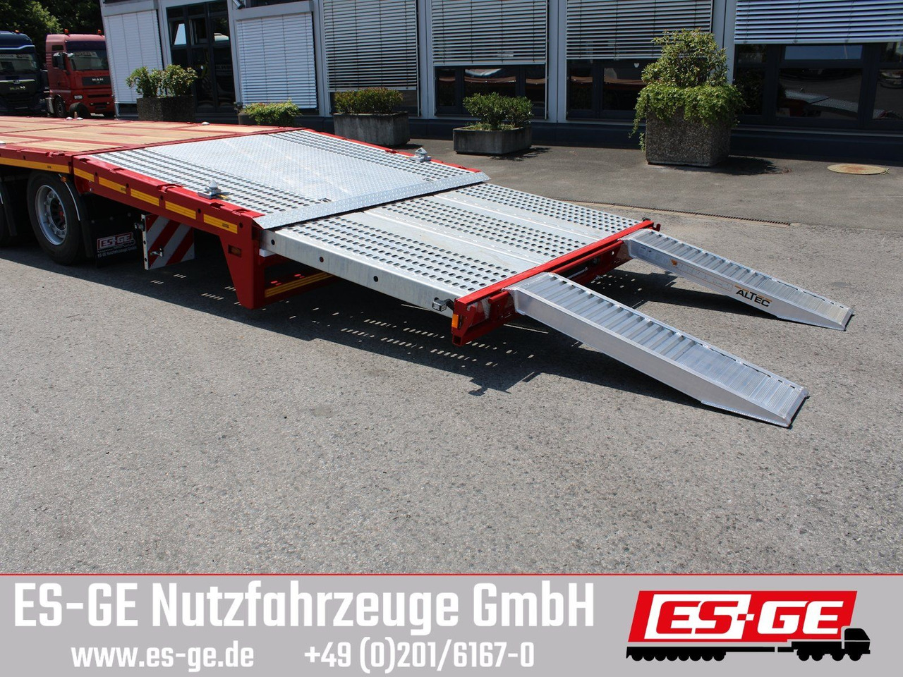 ES-GE 3-Achs Megatrailer, hydr. Heckabsenkung - Полуприколка платформа: слика 5 ES-GE 3-Achs Megatrailer, hydr. Heckabsenkung - Полуприколка платформа: слика 5