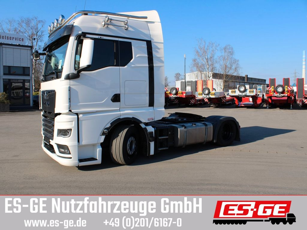 MAN TGX 18.480 4x2 LL SA LOWLINER - Камион влекач: слика 1 MAN TGX 18.480 4x2 LL SA LOWLINER - Камион влекач: слика 1