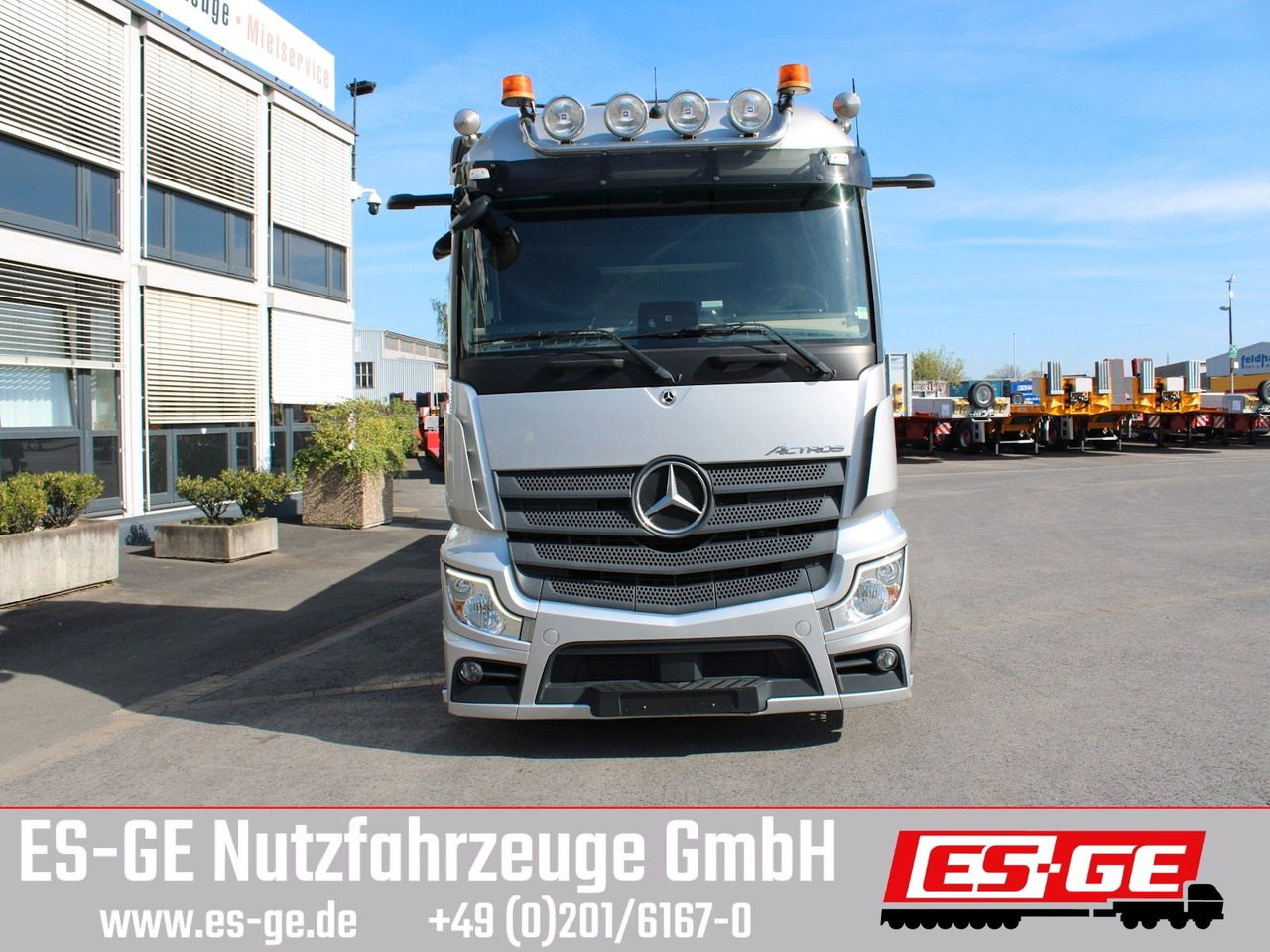 Mercedes-Benz 2546 L NR 6x2 Actros, Pritsche, MKG HLK 531 a5 - Камион со платформа, Камион со кран: слика 4 Mercedes-Benz 2546 L NR 6x2 Actros, Pritsche, MKG HLK 531 a5 - Камион со платформа, Камион со кран: слика 4