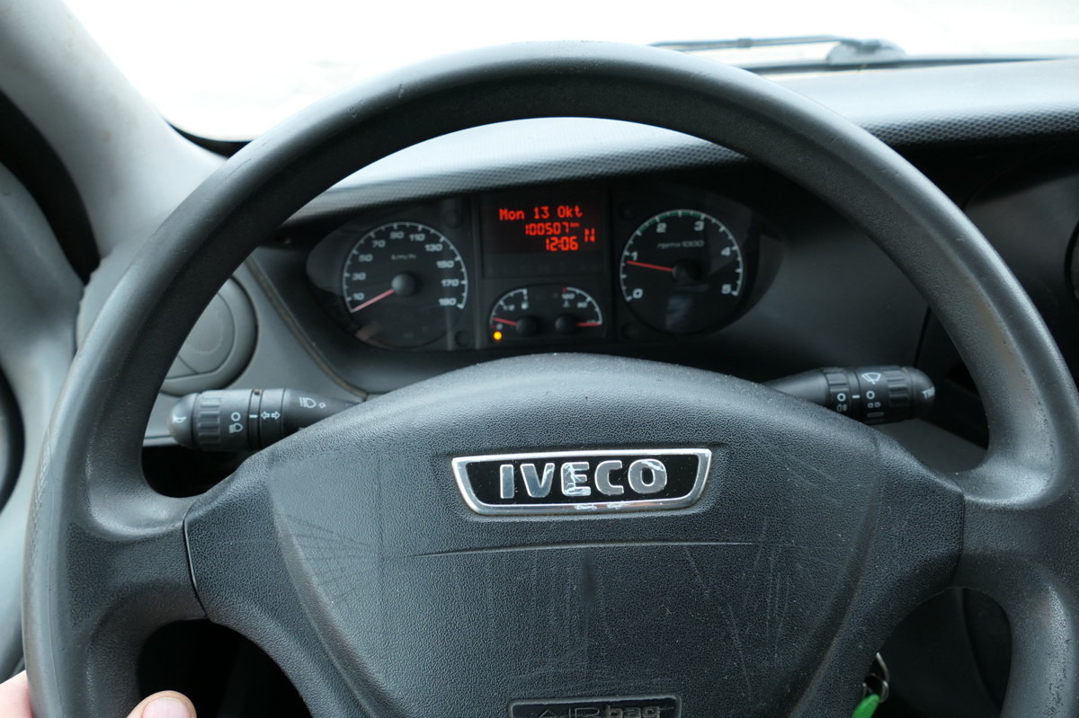 Комбе фургон IVECO Daily 35 S11 C30C AUTOMATIK KAMERA MAXI KAMERA R: слика 11