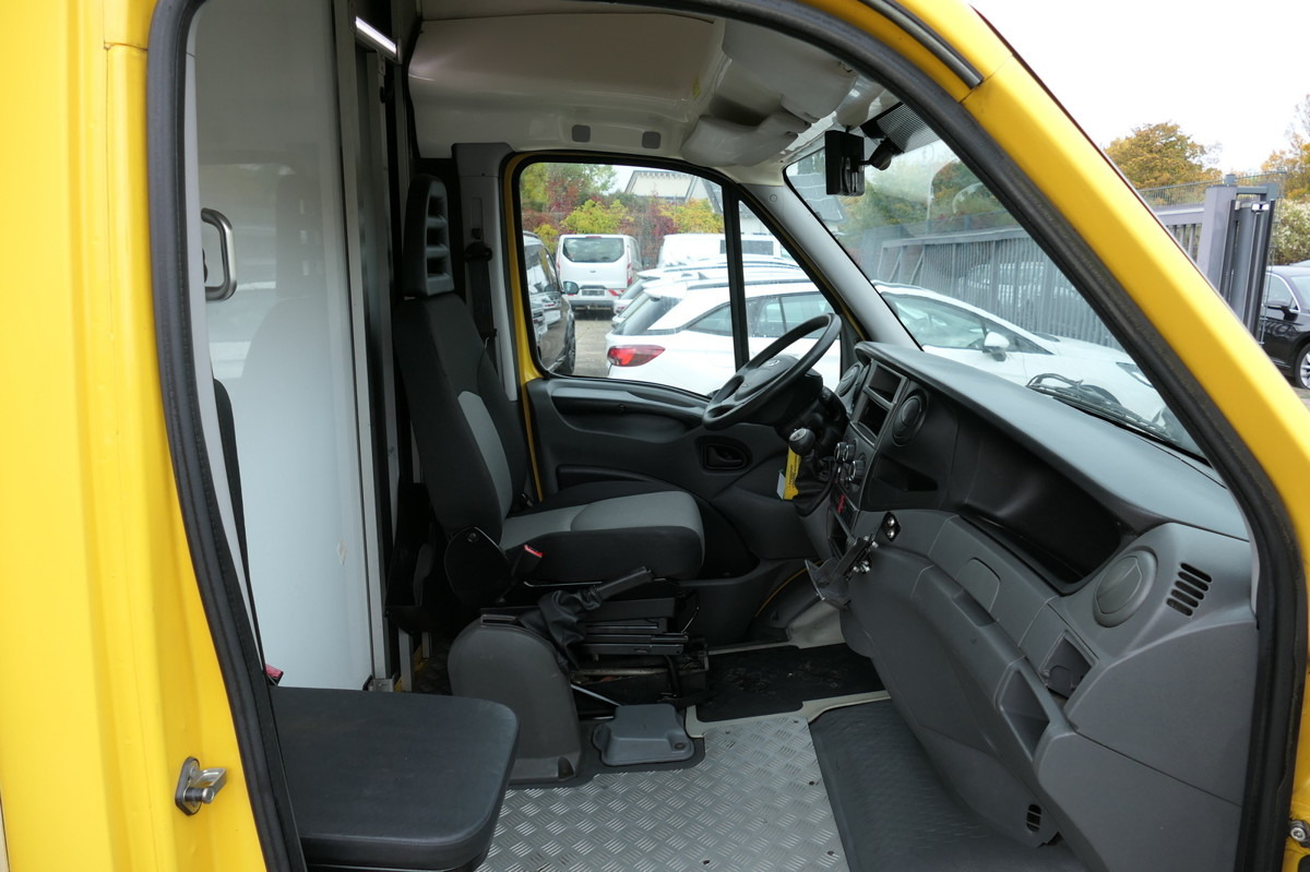 IVECO Daily 35 S11 C30C AUTOMATIK KAMERA Regale LUFT D - Комбе фургон: слика 5 IVECO Daily 35 S11 C30C AUTOMATIK KAMERA Regale LUFT D - Комбе фургон: слика 5