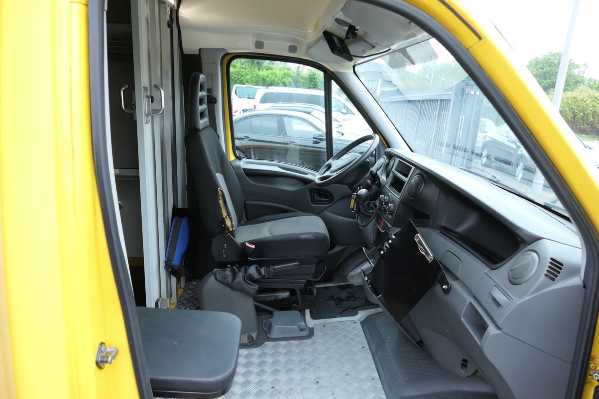 IVECO Daily 35 S11 C30C AUTOMATIK KAMERA Regale LUFT D - Комбе фургон: слика 5 IVECO Daily 35 S11 C30C AUTOMATIK KAMERA Regale LUFT D - Комбе фургон: слика 5