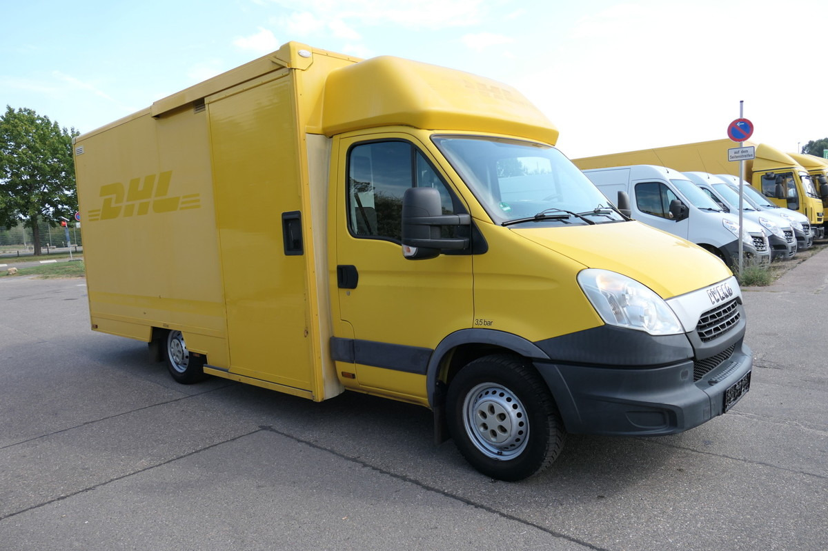 IVECO Daily 35 S11 C30C AUTOMATIK KAMERA Regale LUFT D - Комбе фургон: слика 2 IVECO Daily 35 S11 C30C AUTOMATIK KAMERA Regale LUFT D - Комбе фургон: слика 2