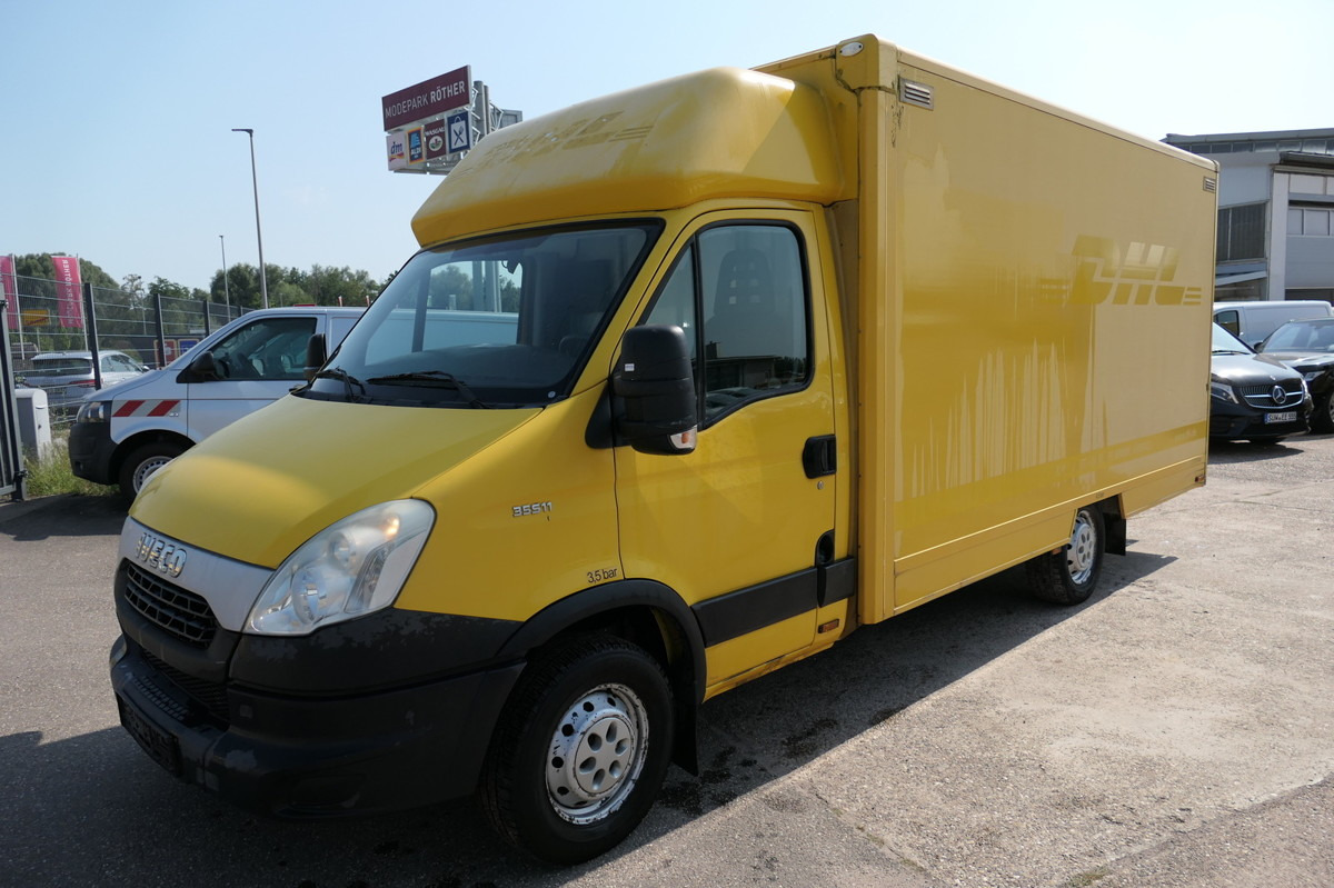IVECO Daily 35 S11 C30C AUTOMATIK KAMERA Regale LUFT D - Комбе фургон: слика 2 IVECO Daily 35 S11 C30C AUTOMATIK KAMERA Regale LUFT D - Комбе фургон: слика 2