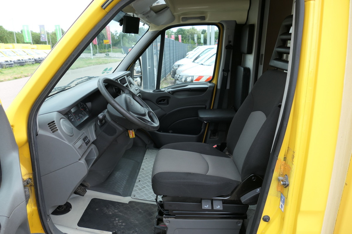 IVECO Daily 35 S11 C30C AUTOMATIK KAMERA Regale LUFT D - Комбе фургон: слика 5 IVECO Daily 35 S11 C30C AUTOMATIK KAMERA Regale LUFT D - Комбе фургон: слика 5