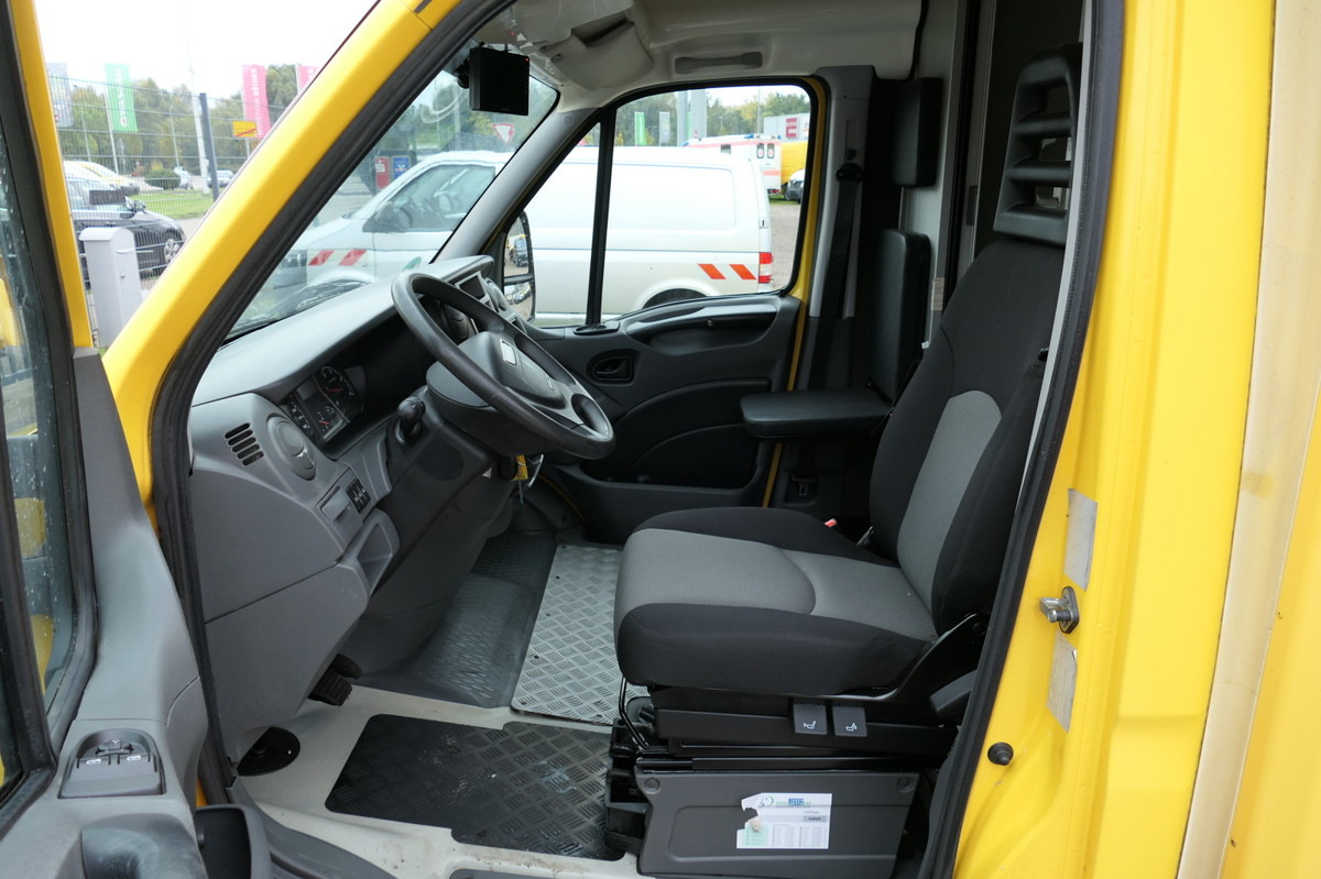 Комбе фургон IVECO Daily 35 S11 C30C AUTOMATIK KAMERA Regale LUFT D: слика 9