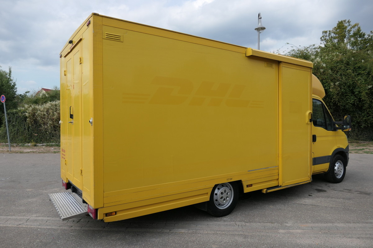 IVECO Daily 35 S11 C30C AUTOMATIK KAMERA Regale LUFT D - Комбе фургон: слика 3 IVECO Daily 35 S11 C30C AUTOMATIK KAMERA Regale LUFT D - Комбе фургон: слика 3