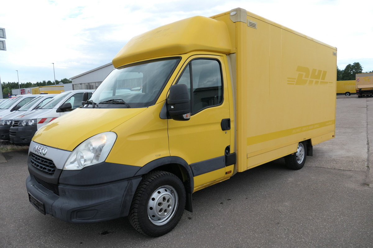 IVECO Daily 35 S11 C30C AUTOMATIK KAMERA Regale LUFT D - Комбе фургон: слика 1 IVECO Daily 35 S11 C30C AUTOMATIK KAMERA Regale LUFT D - Комбе фургон: слика 1