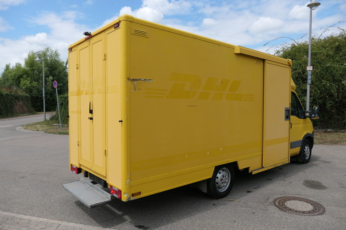 IVECO Daily 35 S11 C30C AUTOMATIK KAMERA Regale LUFT D - Комбе фургон: слика 3 IVECO Daily 35 S11 C30C AUTOMATIK KAMERA Regale LUFT D - Комбе фургон: слика 3