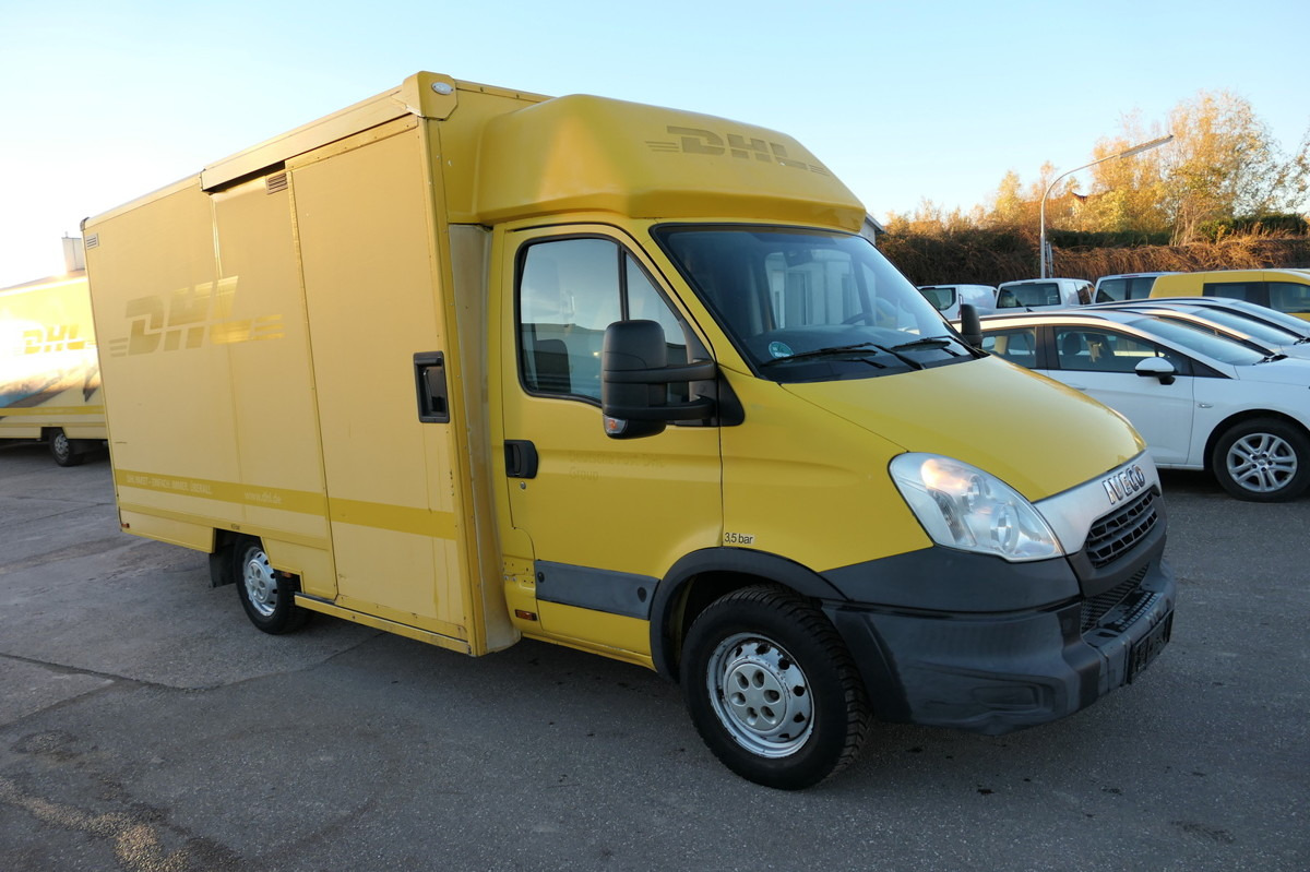 IVECO Daily 35 S11 C30C AUTOMATIK KAMERA Regale LUFT D - Комбе фургон: слика 2 IVECO Daily 35 S11 C30C AUTOMATIK KAMERA Regale LUFT D - Комбе фургон: слика 2
