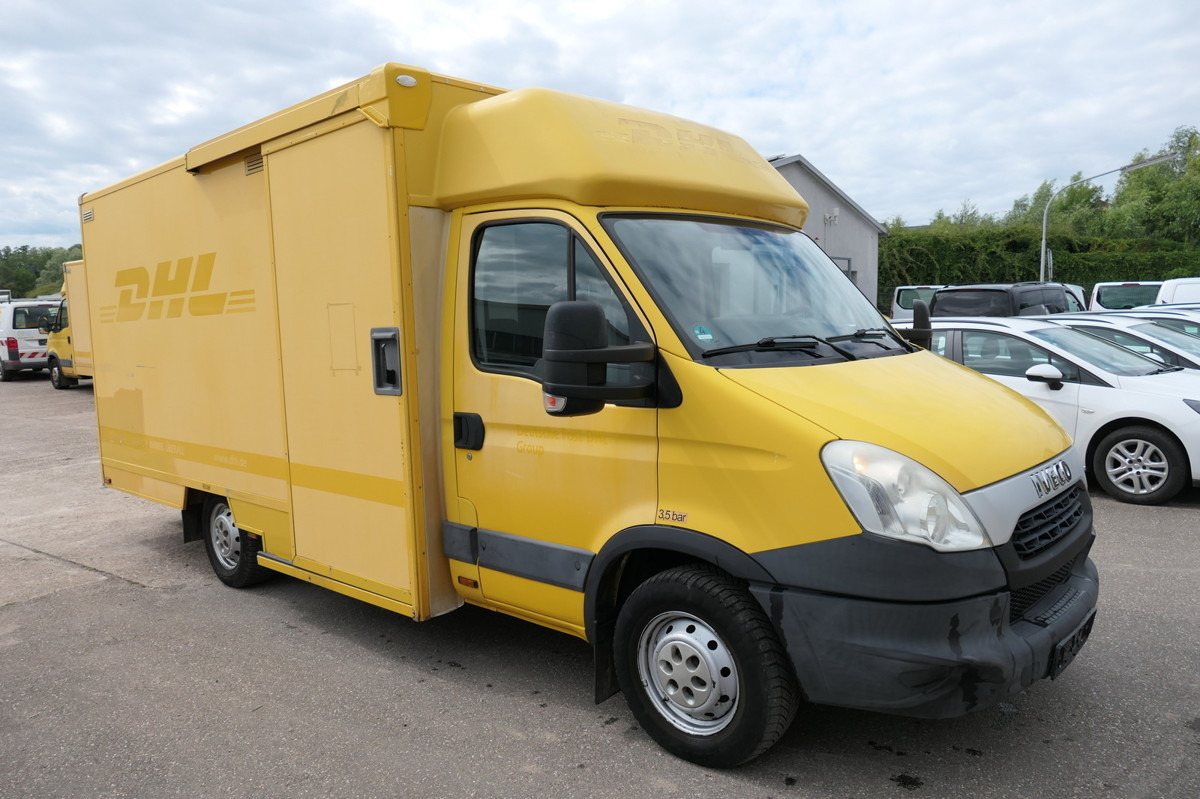 IVECO Daily 35 S11 C30C AUTOMATIK KAMERA Regale LUFT D - Комбе фургон: слика 2 IVECO Daily 35 S11 C30C AUTOMATIK KAMERA Regale LUFT D - Комбе фургон: слика 2