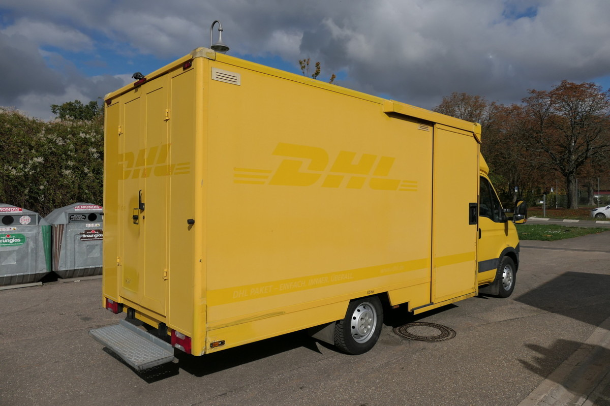 IVECO Daily 35 S11 C30C AUTOMATIK KAMERA Regale LUFT D - Комбе фургон: слика 3 IVECO Daily 35 S11 C30C AUTOMATIK KAMERA Regale LUFT D - Комбе фургон: слика 3