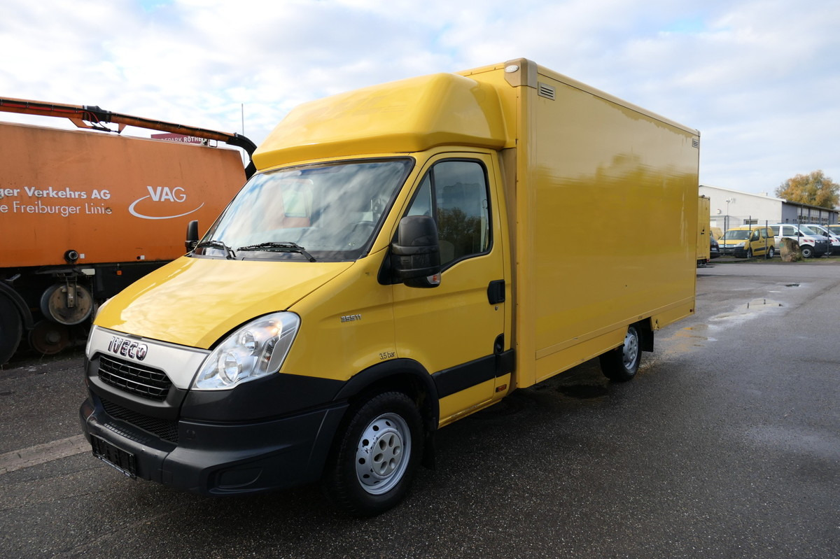 IVECO Daily 35 S11 C30C AUTOMATIK KAMERA Regale LUFT D - Комбе фургон: слика 2 IVECO Daily 35 S11 C30C AUTOMATIK KAMERA Regale LUFT D - Комбе фургон: слика 2