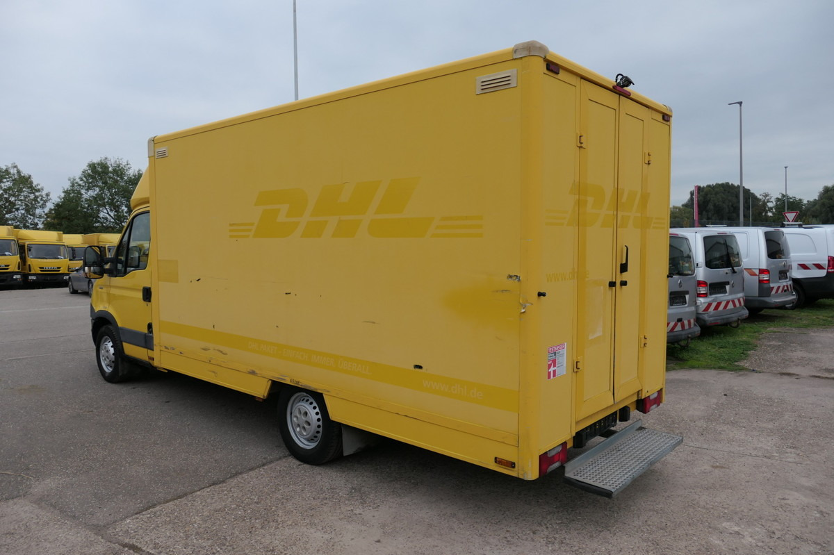 IVECO Daily 35 S11 C30C AUTOMATIK KAMERA Regale LUFT D - Комбе фургон: слика 4 IVECO Daily 35 S11 C30C AUTOMATIK KAMERA Regale LUFT D - Комбе фургон: слика 4