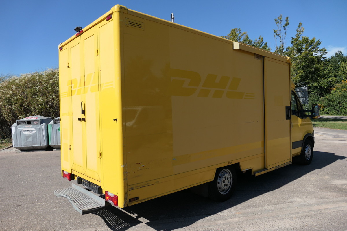 IVECO Daily 35 S11 C30C AUTOMATIK KAMERA Regale LUFT D - Комбе фургон: слика 3 IVECO Daily 35 S11 C30C AUTOMATIK KAMERA Regale LUFT D - Комбе фургон: слика 3