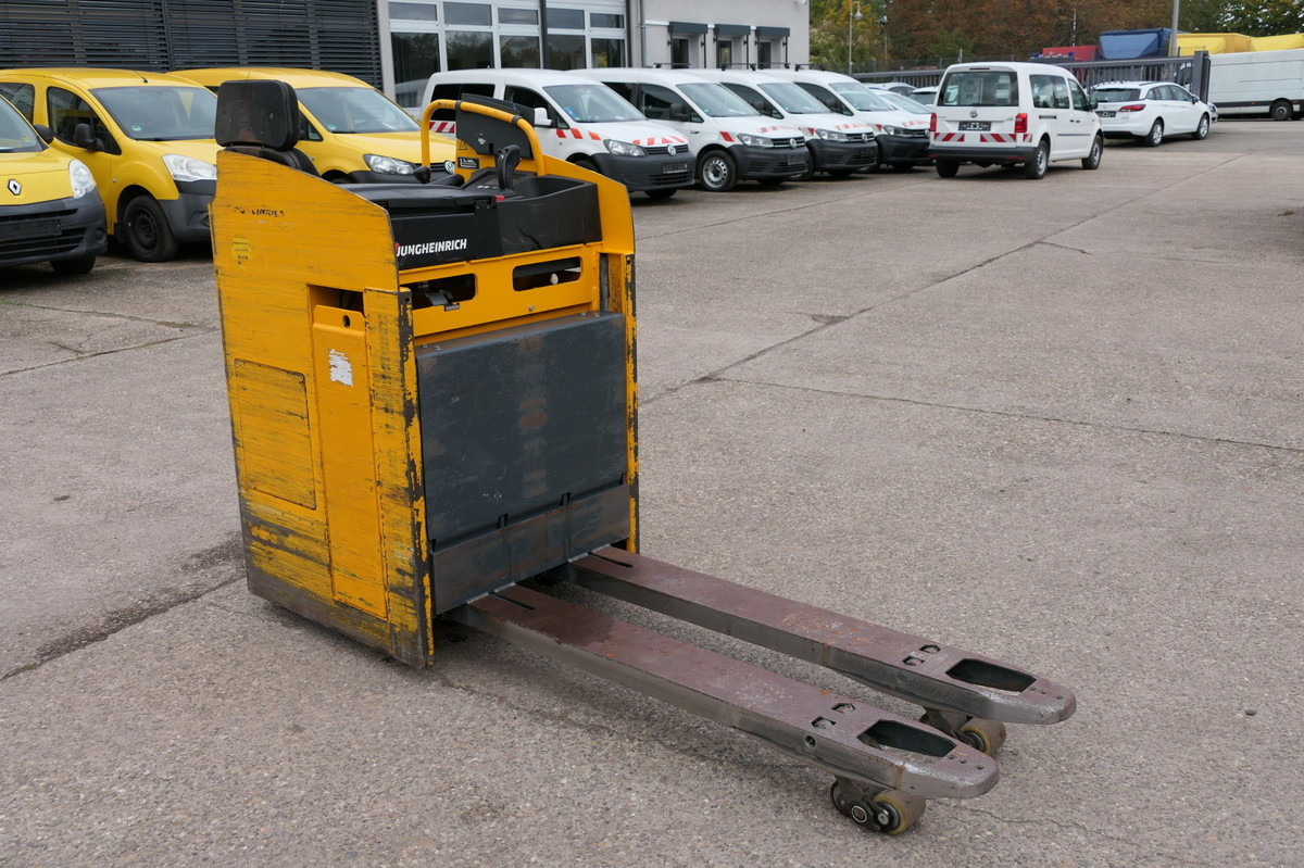 JUNGHEINRICH ESE 220 Batterie 20/2021 - Вилушкар за палети: слика 2 JUNGHEINRICH ESE 220 Batterie 20/2021 - Вилушкар за палети: слика 2