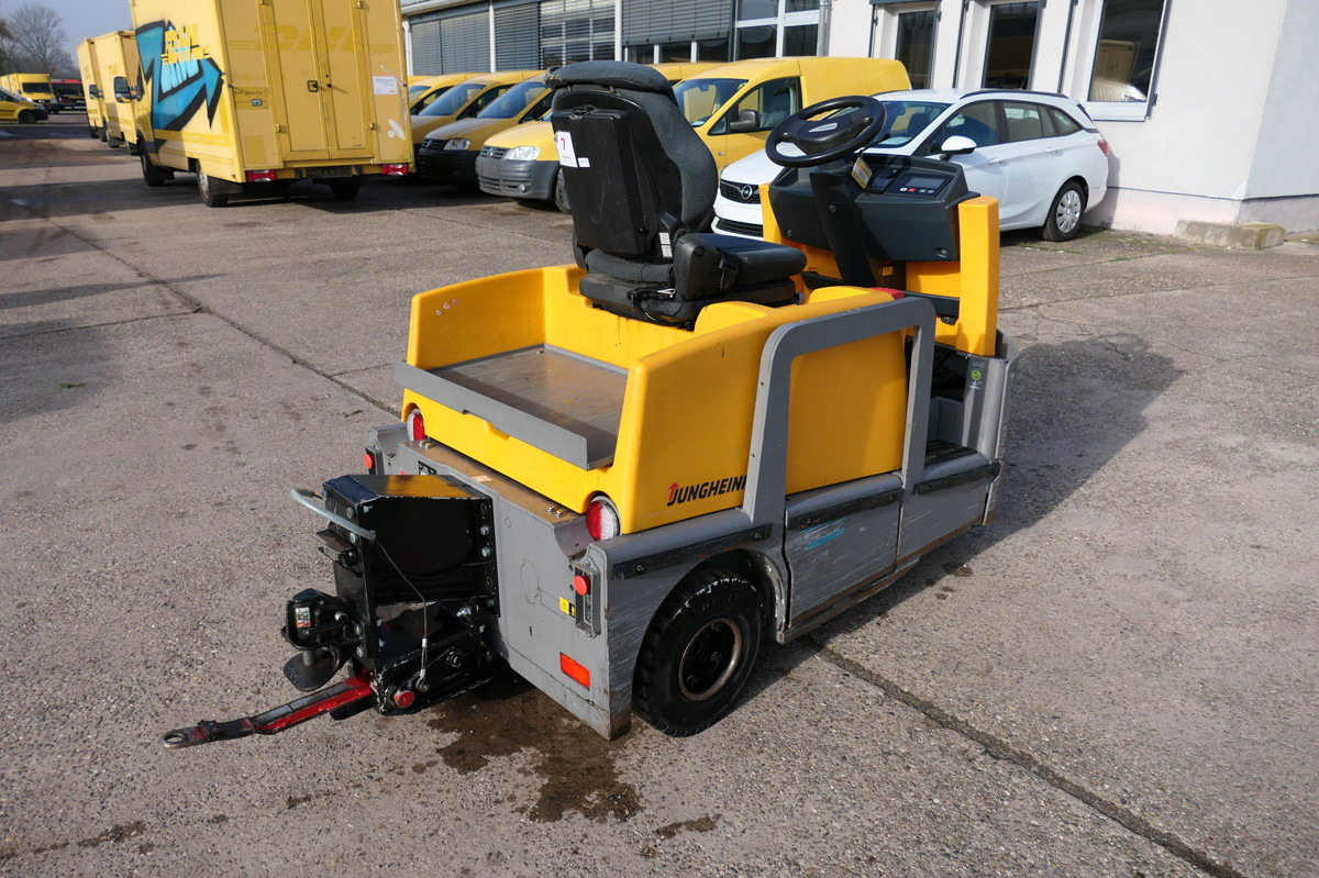 JUNGHEINRICH EZS 570 Schlepper Batterie 20/2017 - Тракторче за влечење: слика 3 JUNGHEINRICH EZS 570 Schlepper Batterie 20/2017 - Тракторче за влечење: слика 3