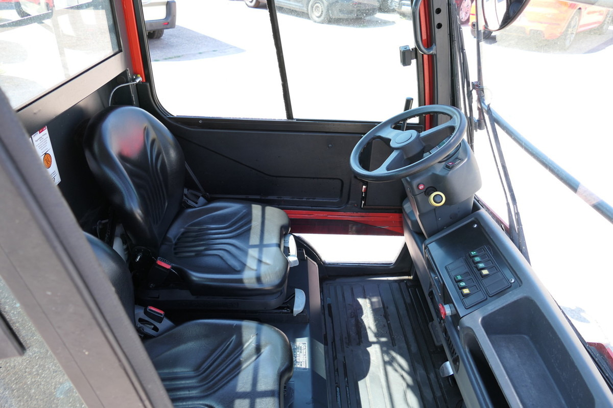 LINDE P250 Schlepper AHK Batterie 24/2021 Schiebetüren - Тракторче за влечење: слика 5 LINDE P250 Schlepper AHK Batterie 24/2021 Schiebetüren - Тракторче за влечење: слика 5