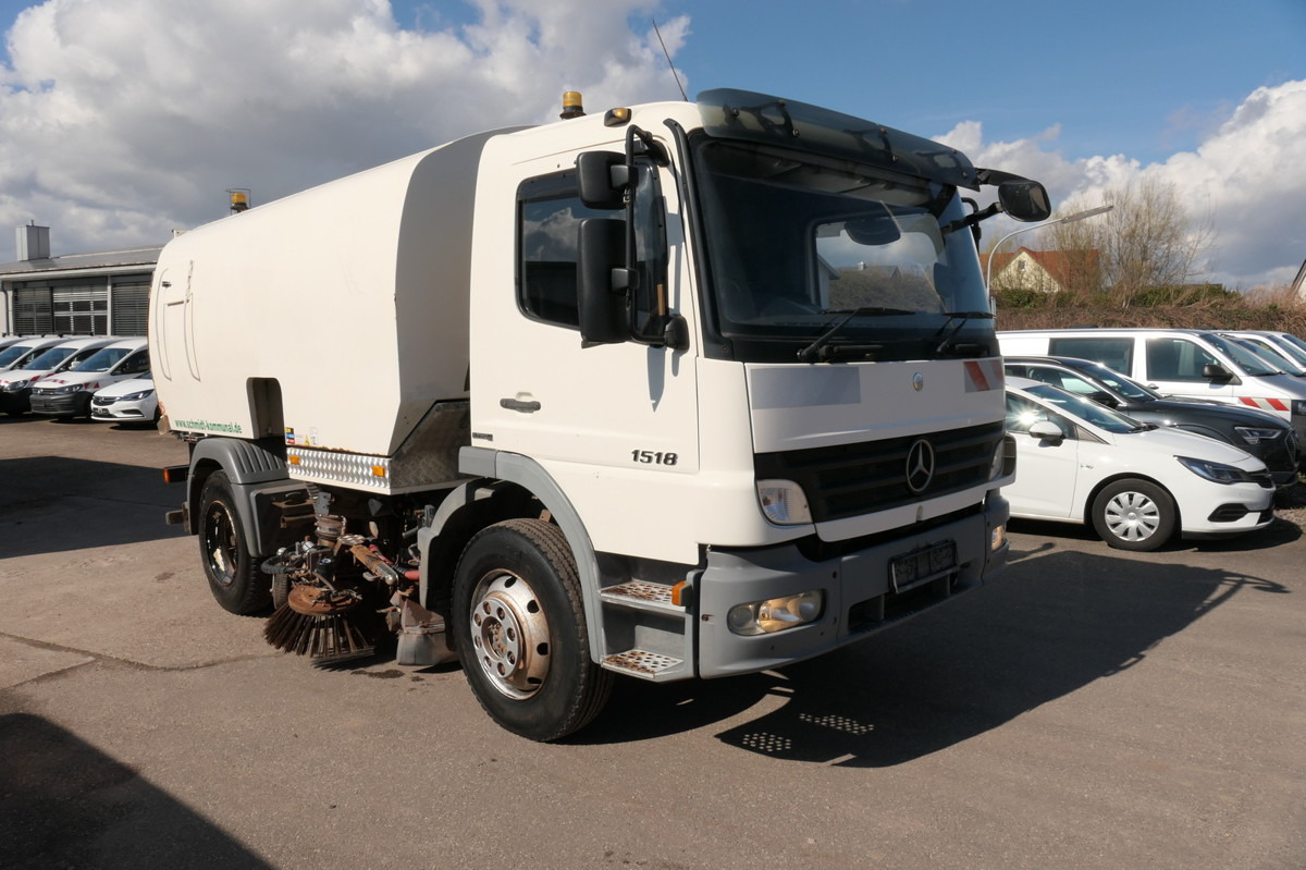 MERCEDES-BENZ Atego 1518 LKO 4x2 - Возило за метење: слика 1 MERCEDES-BENZ Atego 1518 LKO 4x2 - Возило за метење: слика 1