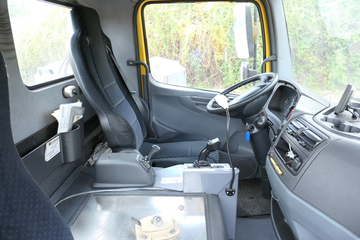 Транспортер на контејнер/ Камион со променливо тело MERCEDES-BENZ KAMAG WBH 25 Wiesel Terberg Umsetzfahrz. Sattelk: слика 9 Транспортер на контејнер/ Камион со променливо тело MERCEDES-BENZ KAMAG WBH 25 Wiesel Terberg Umsetzfahrz. Sattelk: слика 9