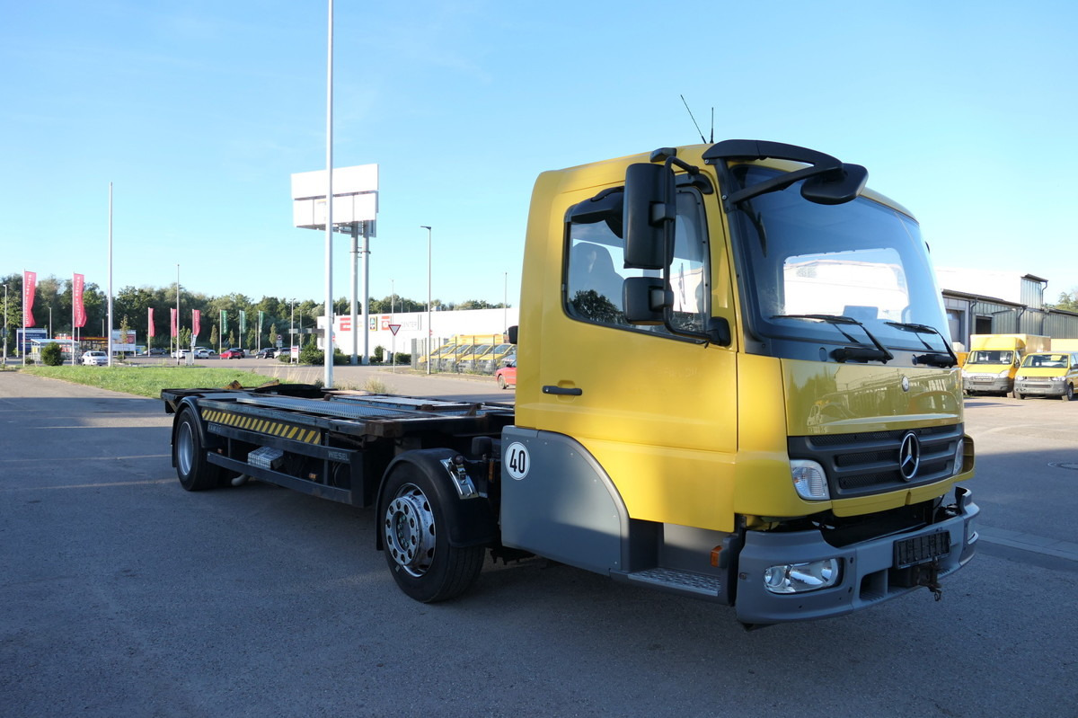 MERCEDES-BENZ KAMAG WBH 25 Wiesel Terberg Umsetzfahrz. Sattelk - Транспортер на контејнер/ Камион со променливо тело: слика 2 MERCEDES-BENZ KAMAG WBH 25 Wiesel Terberg Umsetzfahrz. Sattelk - Транспортер на контејнер/ Камион со променливо тело: слика 2
