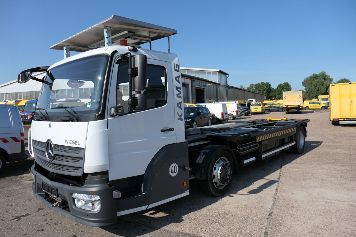 MERCEDES-BENZ Kamag Wiesel WBH 25 Wiesel Umsetzfahrzeug - Транспортер на контејнер/ Камион со променливо тело: слика 1 MERCEDES-BENZ Kamag Wiesel WBH 25 Wiesel Umsetzfahrzeug - Транспортер на контејнер/ Камион со променливо тело: слика 1