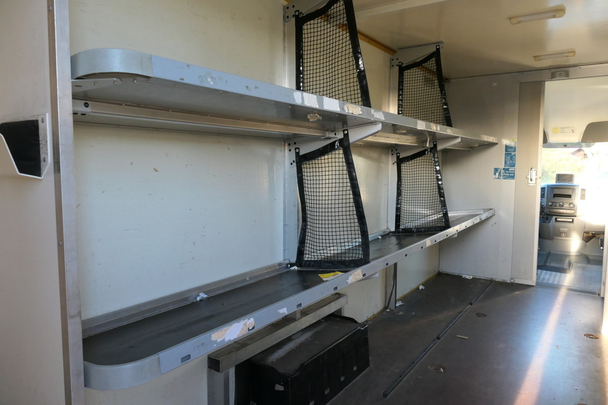 MERCEDES-BENZ SPRINTER 310 CDI MAXI EURO-5 KOFFER REGALE KAMER - Комбе фургон: слика 5 MERCEDES-BENZ SPRINTER 310 CDI MAXI EURO-5 KOFFER REGALE KAMER - Комбе фургон: слика 5