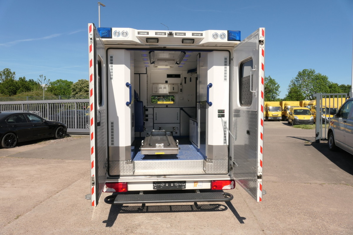 Лизинг на MERCEDES-BENZ Sprinter 519 CDI Klima Krankenwagen MERCEDES-BENZ Sprinter 519 CDI Klima Krankenwagen: слика 9