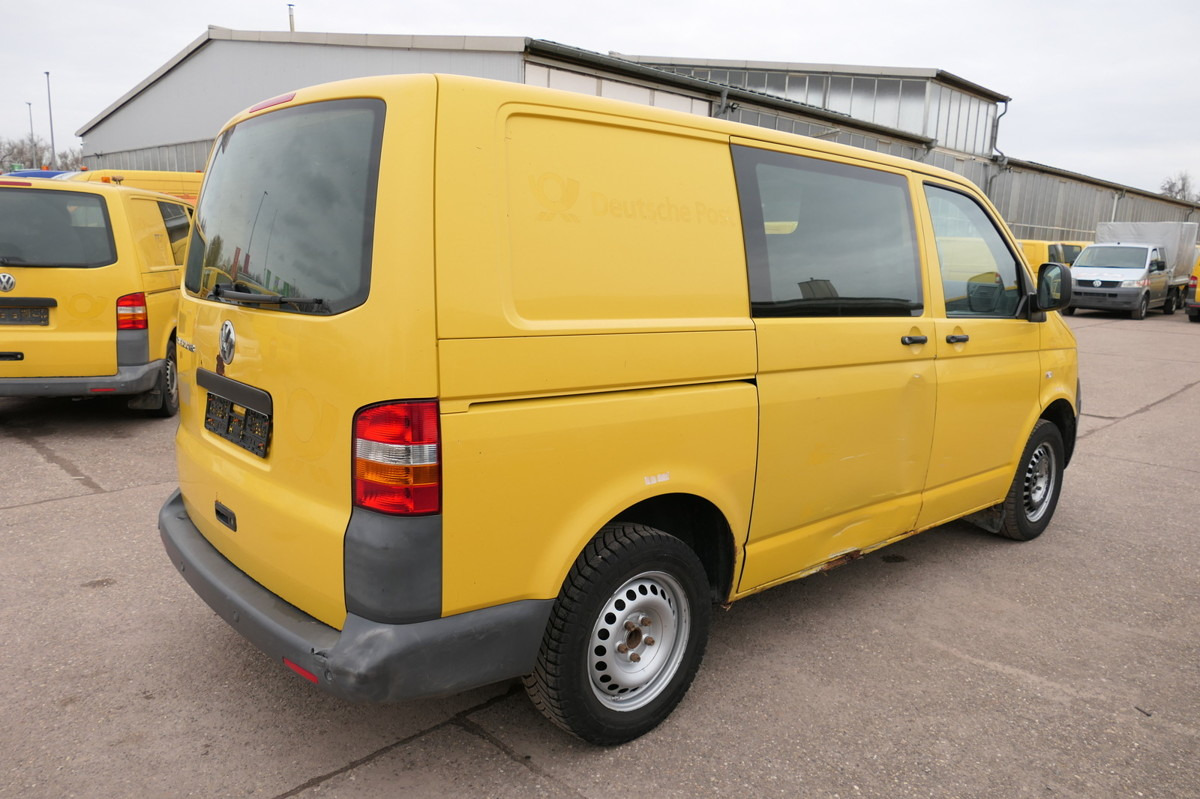 VW T5 Transporter 1.9 TDI 2-Sitzer PARKTRONIK 2xSCH - Мало комбе: слика 4 VW T5 Transporter 1.9 TDI 2-Sitzer PARKTRONIK 2xSCH - Мало комбе: слика 4