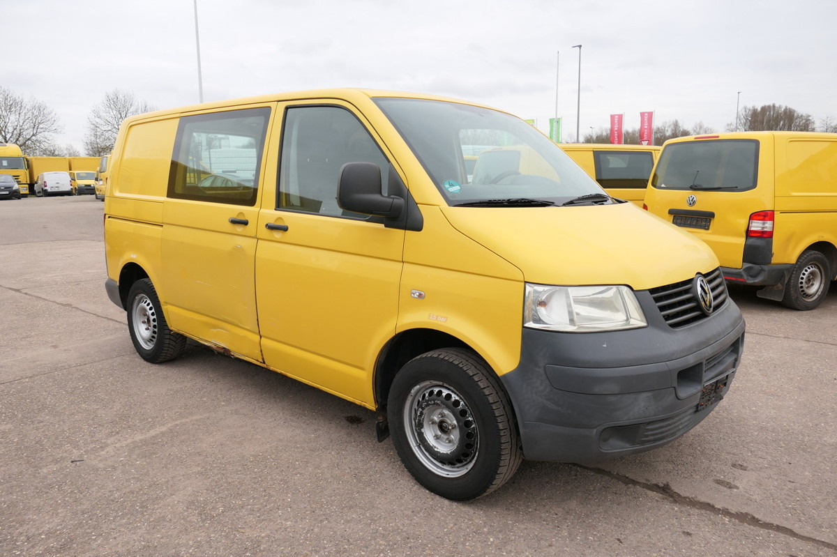VW T5 Transporter 1.9 TDI 2-Sitzer PARKTRONIK 2xSCH - Мало комбе: слика 3 VW T5 Transporter 1.9 TDI 2-Sitzer PARKTRONIK 2xSCH - Мало комбе: слика 3