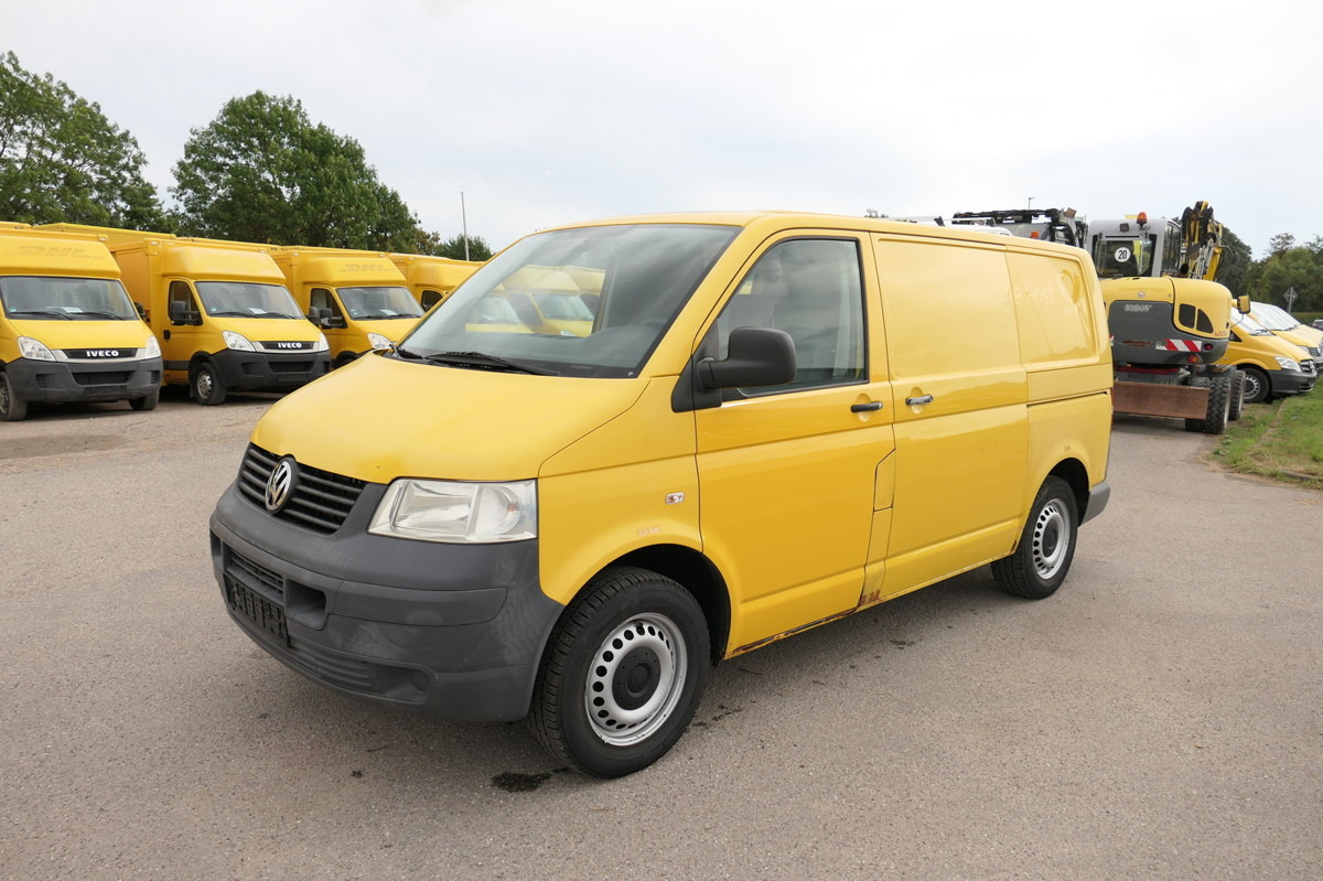 VW T5 Transporter 1.9 TDI PARKTRONIK 2xSCHIEBETÜR - Мало комбе: слика 3 VW T5 Transporter 1.9 TDI PARKTRONIK 2xSCHIEBETÜR - Мало комбе: слика 3